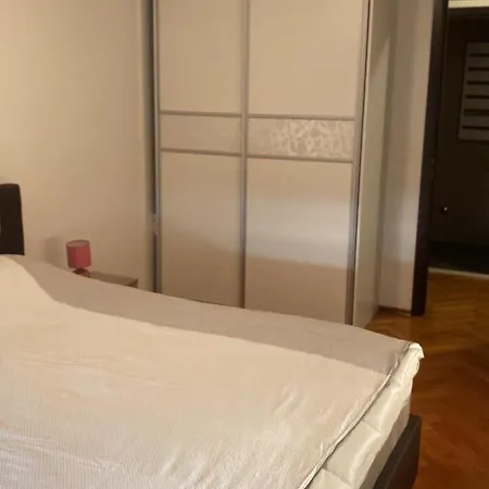 2 Bedroom